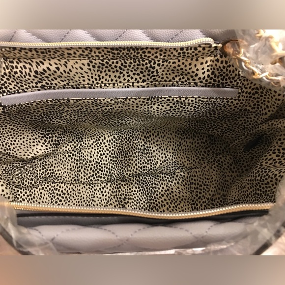 NWT!!! ELLO Quilted vegan leather Tote Bag in Gray - Picture 9 of 17